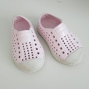 Natives baby pink size 3/4